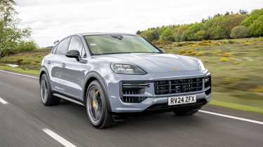 Porsche Cayenne - front tracking